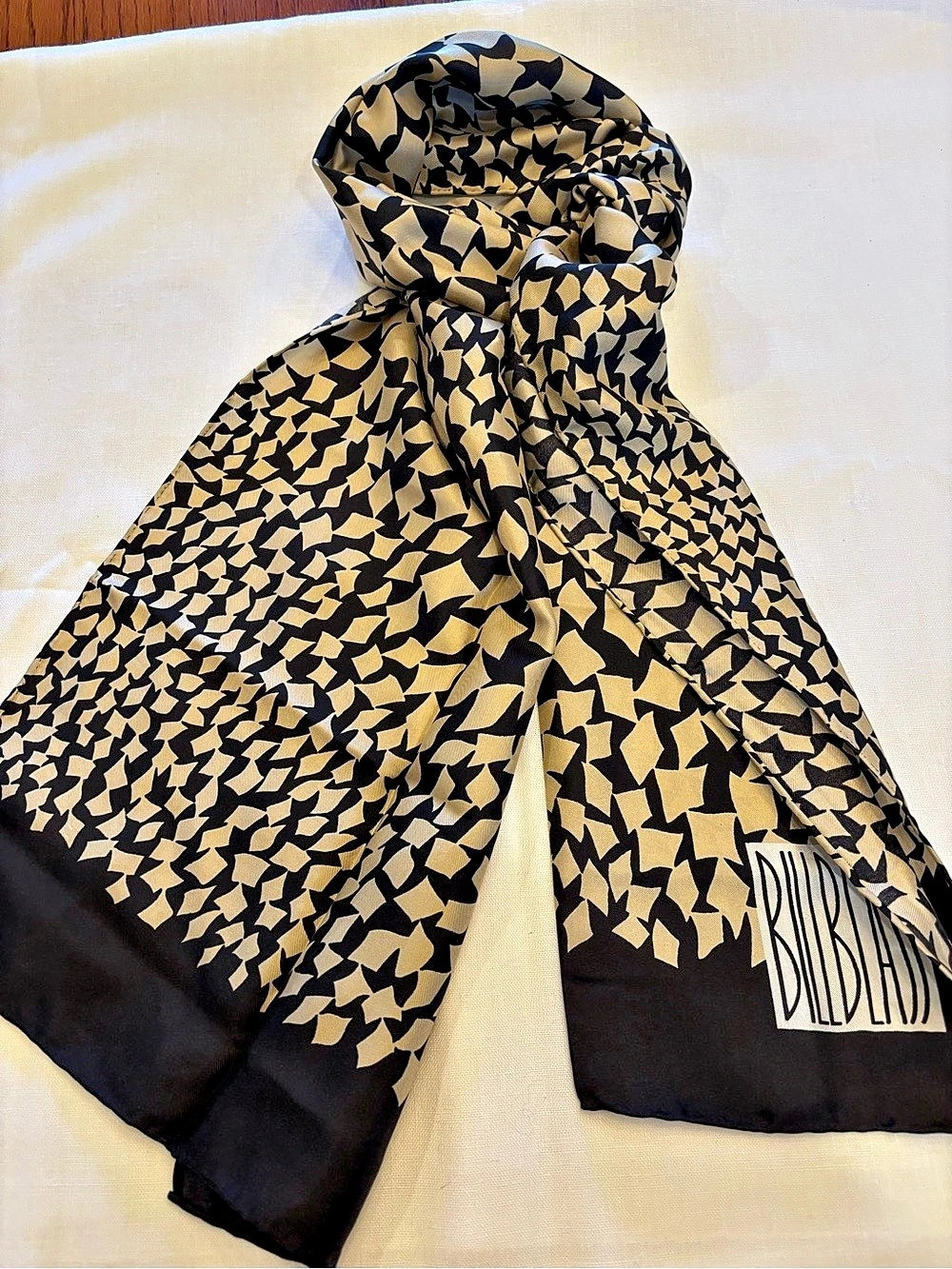Bill Blass Abstract Print Scarf in Black & Yellow
